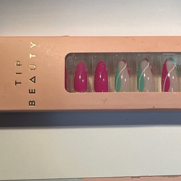 Fingernail set Pink Glam Teal 24 PCs Glue on New - Picture 3 of 6